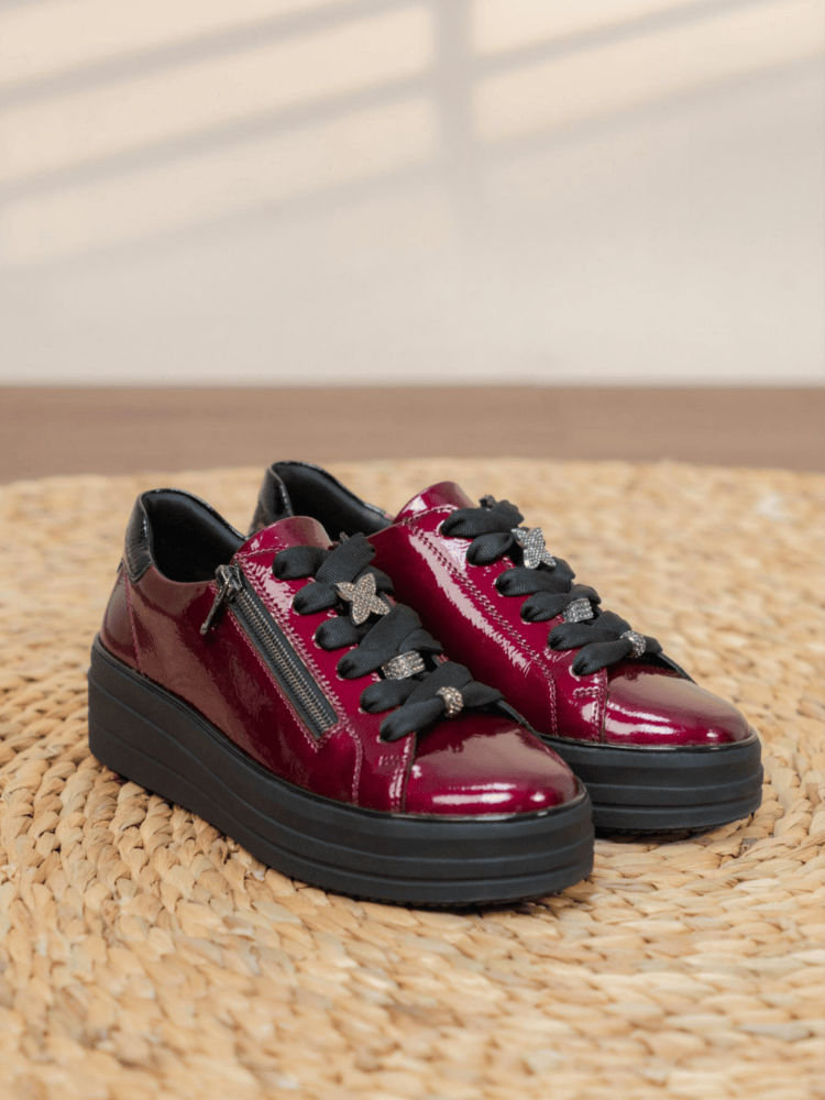 rote Lackschuhe von remonte