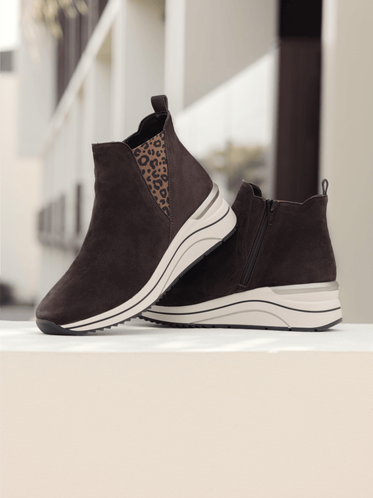 Chelsea Boots D0T75-25.