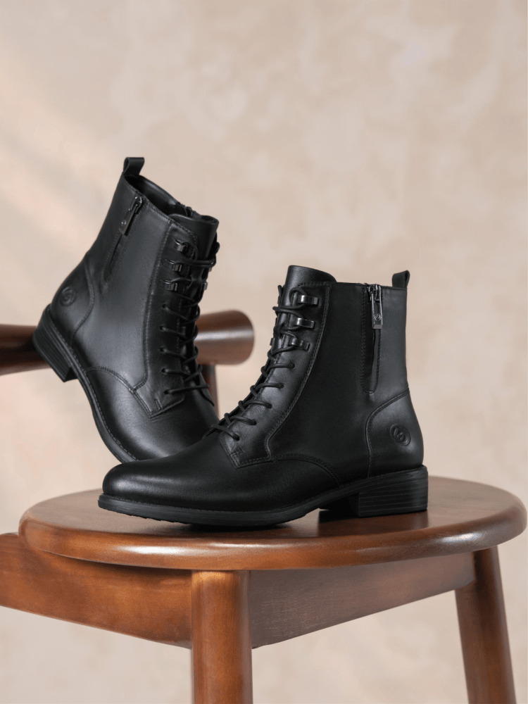 schwarze rockige Schnürstiefel von remonte
