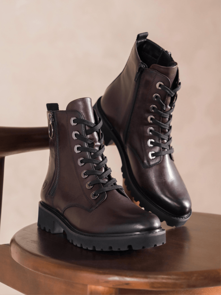 Braune Stiefel d8671-35 von remonte.