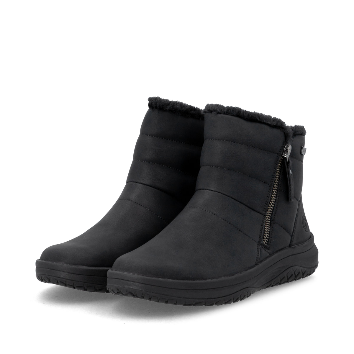 Schwarze remonte Damen Kurzstiefel D3Q71-02 mit wasserabweisender TEX-Membran. Schuhpaar seitlich schräg.