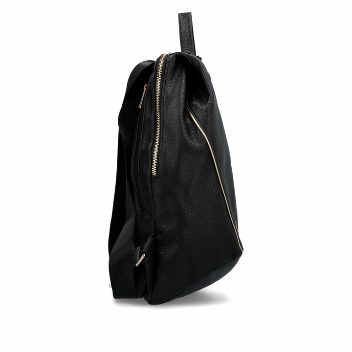remonte Damen Rucksack Q0527-00 in Mattschwarz aus Textil mit Reißverschluss. Rucksack getragen.