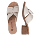 Beige remonte Damen Pantoletten R8759-60 mit einem Gummizug sowie leichter Sohle. Schuh von oben, liegend.