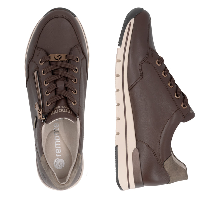 Baskets basses remonte marron femmes R6716-25 avec membrane remonteTEX. Chaussure vue de dessus, couchée.
