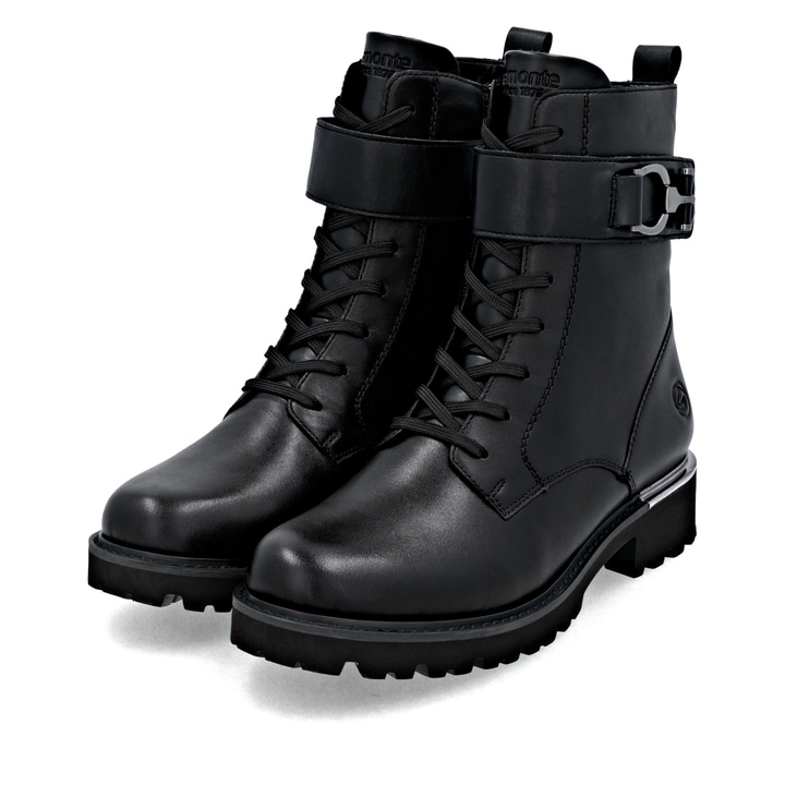 Schwarze remonte Damen Schnürstiefel D8657-00 mit einem Reißverschluss. Schuhpaar seitlich schräg.