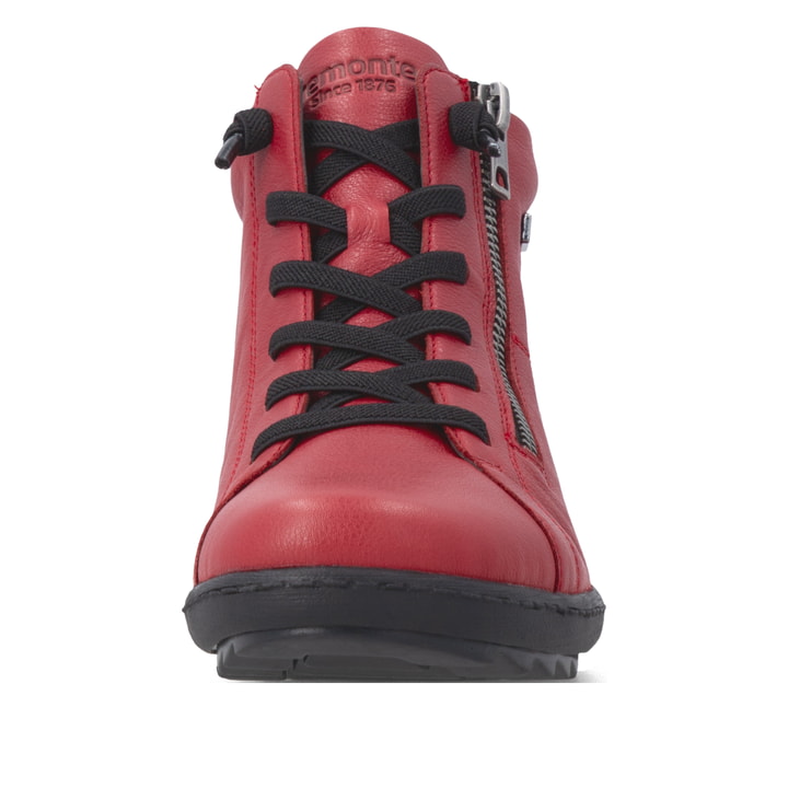 Rote remonte Damen Kurzstiefel R1455-33 mit wasserabweisender remonteTEX-Membran. Schuh von vorne.