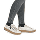 Beige remonte Damen Sneaker D2T00-60 mit wasserabweisender remonteTEX-Membran. Schuh am Fuß.