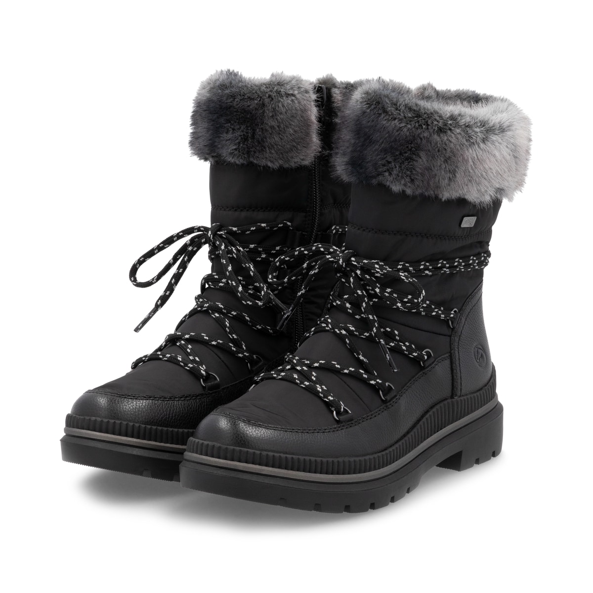 Tiefschwarze remonte Damen Kurzstiefel D0C81-03 mit griffiger Glass-Fibre Sohle. Schuhpaar seitlich schräg.