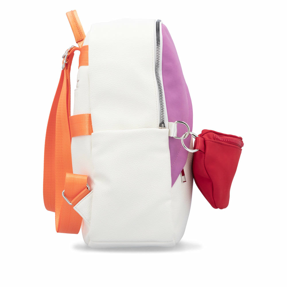 remonte Damen Rucksack Q0527-00 in Mattschwarz aus Textil mit Reißverschluss. Rucksack getragen.