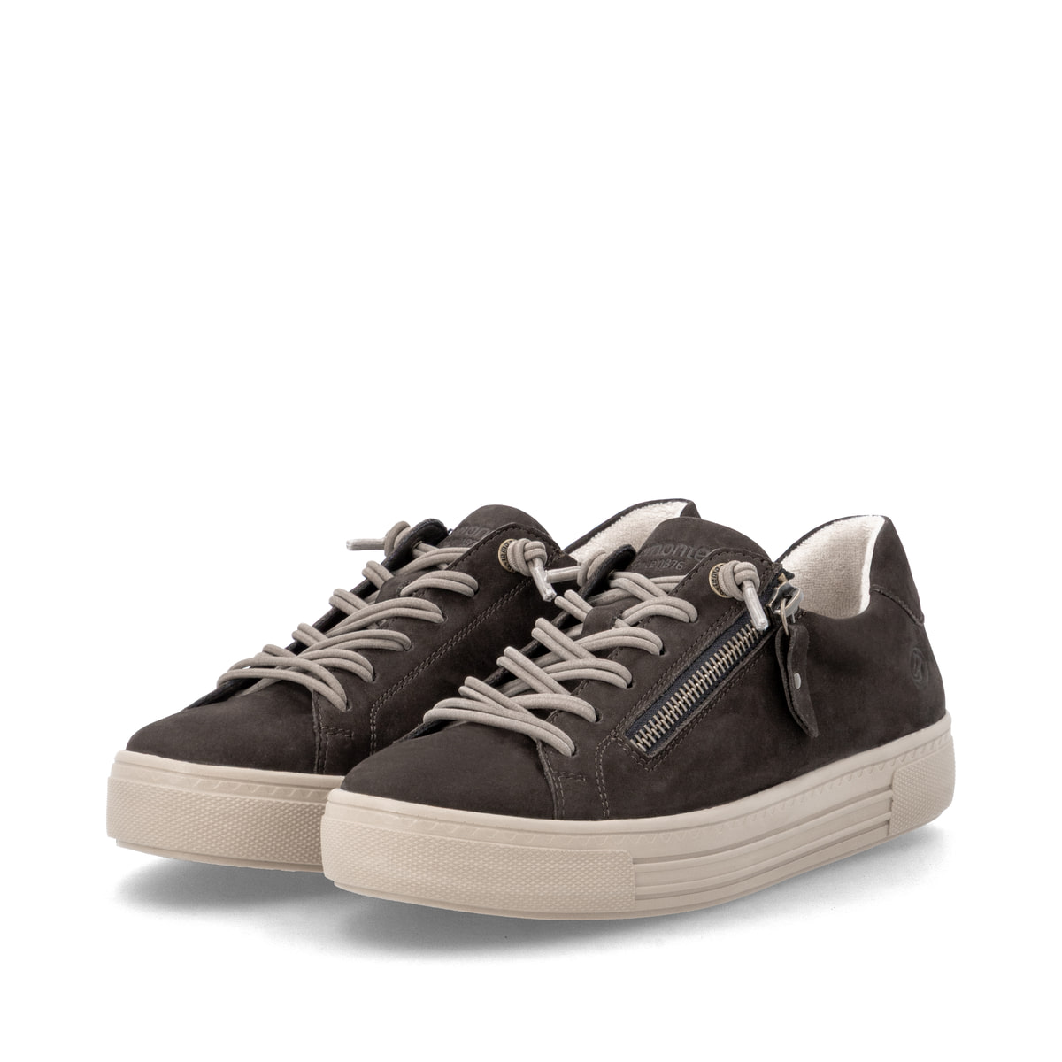 Baskets basses remonte marron pour femmes D0920-25 avec fermeture éclair. Chaussures inclinées sur le côté.