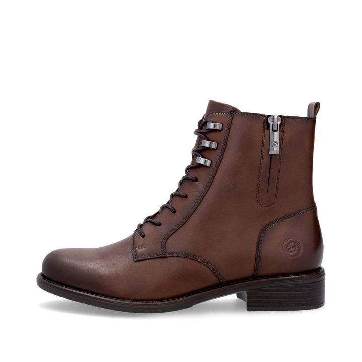 Bottines remonte marron pour femme D0F82-22 avec fermeture éclair. Chaussure vue de l'arrière.