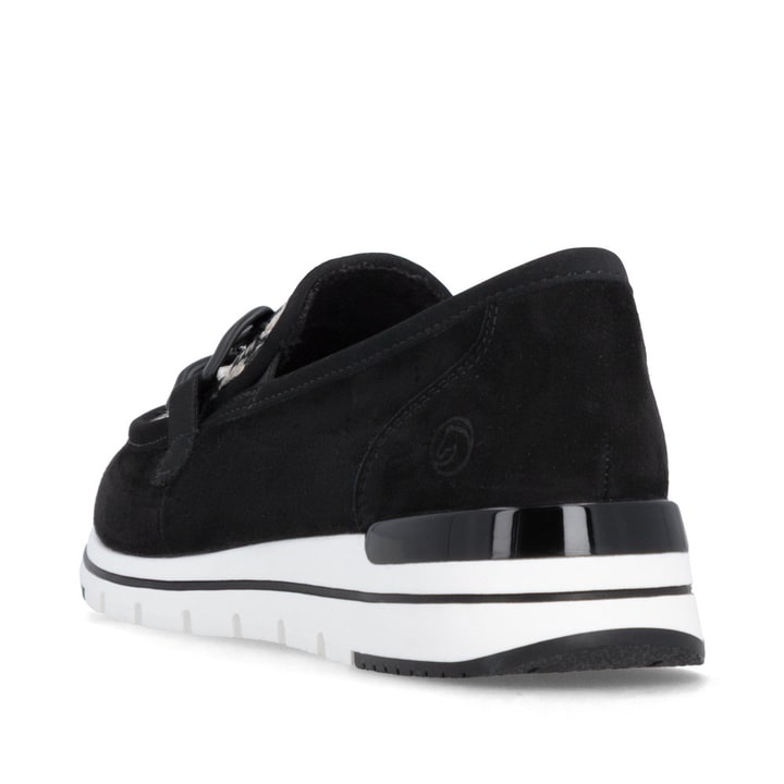 Schwarze remonte Damen Slipper R6718-03 mit Schmuckelementen sowie Gummizug. Schuh von hinten.