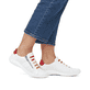 Lilienweiße remonte Damen Schnürschuhe D1E02-80 mit einem Reißverschluss. Schuh am Fuß.