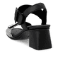 Schwarze remonte Riemchensandaletten D1K51-03 mit einem Klettverschluss. Schuh von hinten.