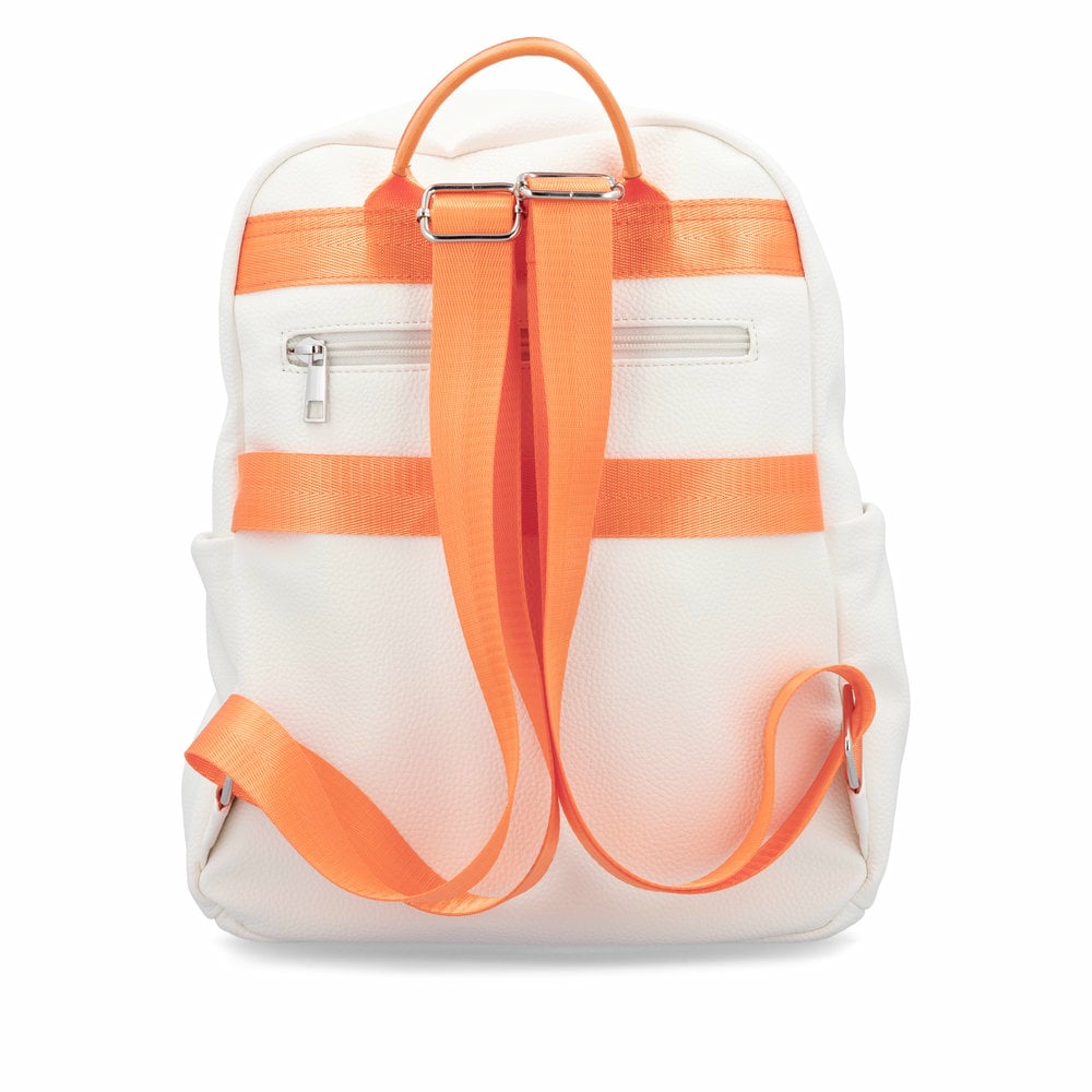 remonte Damen Rucksack Q0527-00 in Mattschwarz aus Textil mit Reißverschluss. Rucksack getragen.