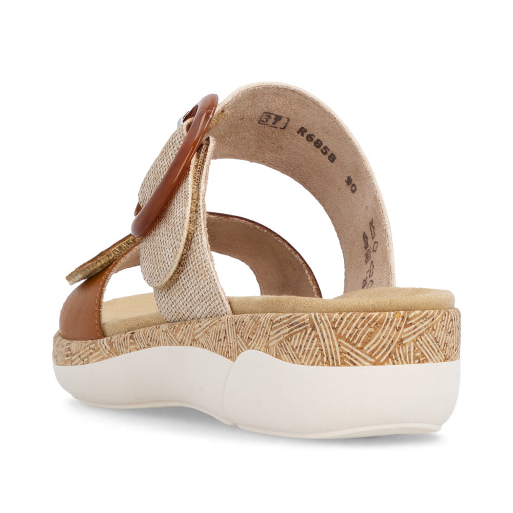 Mules remonte métalliques pour femme R6858-90 avec boucle tendance. Chaussure vue de l'arrière.