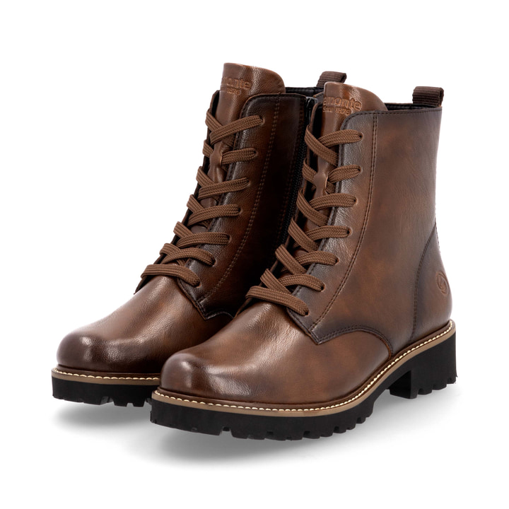 Braune remonte Damen Schnürstiefel D8661-24 mit einem Reißverschluss. Schuhpaar seitlich schräg.