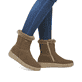 Braune remonte Damen Kurzstiefel D1T75-20 mit wasserabweisender TEX-Membran. Schuh am Fuß.