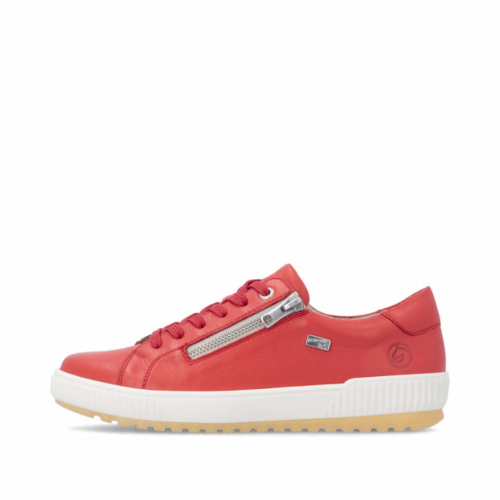 Chaussures à lacets remonte rouges pour femme D0700-33. Côté extérieur de la chaussure.