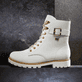 Altweiße remonte Damen Schnürstiefel D8475-80 mit Schnürung und Reißverschluss. Schuh auf dunklem Hintergrund.
