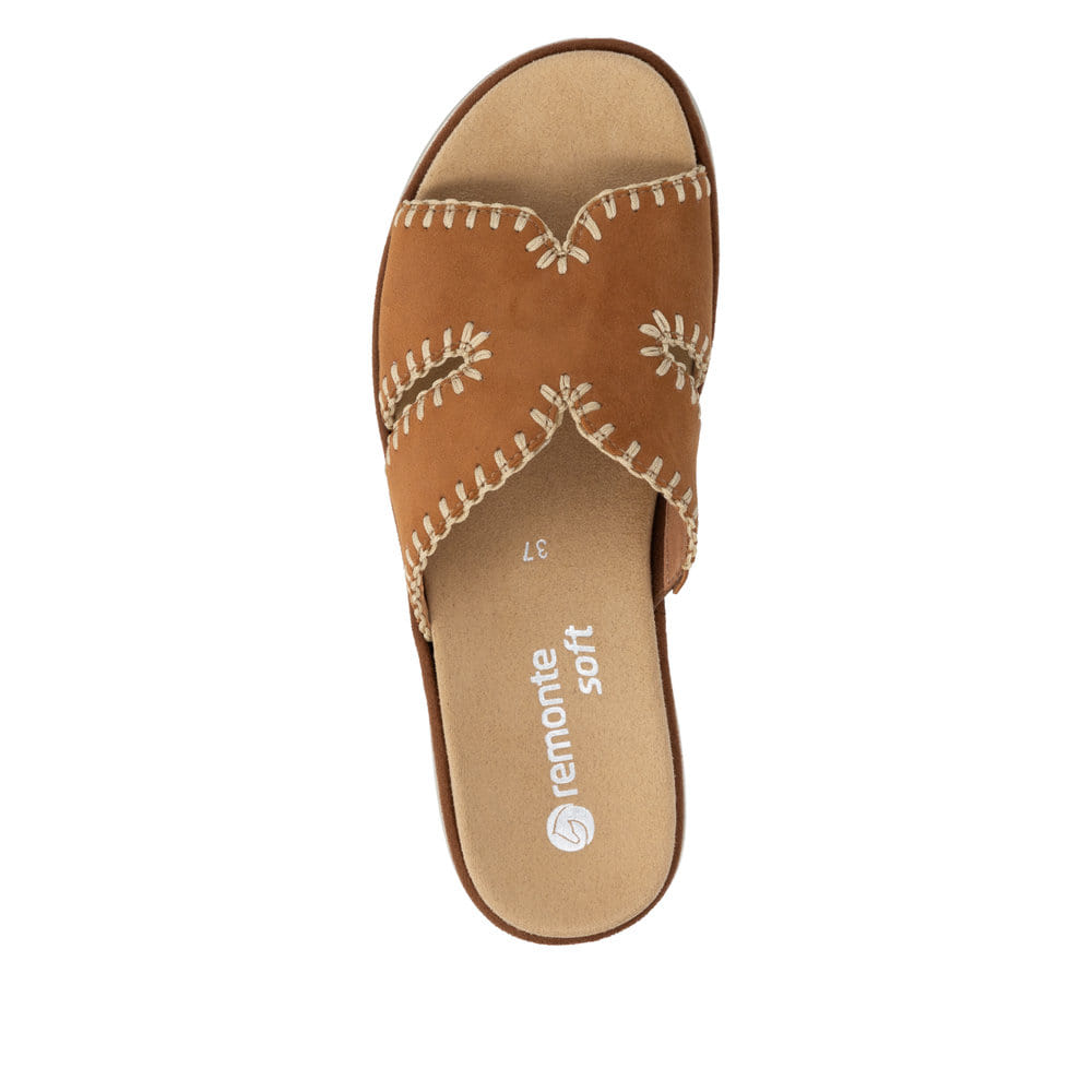 Braune remonte Damen Pantoletten D3P51-22 mit handgestickten Nähten. Schuh von oben.