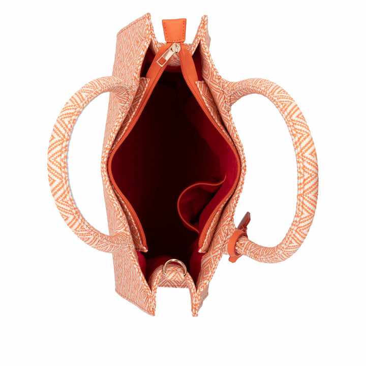 remonte Damen Shopper Q0757-90 in Altrosa-Metallic aus Kunstleder mit Reißverschluss. Shopper getragen.