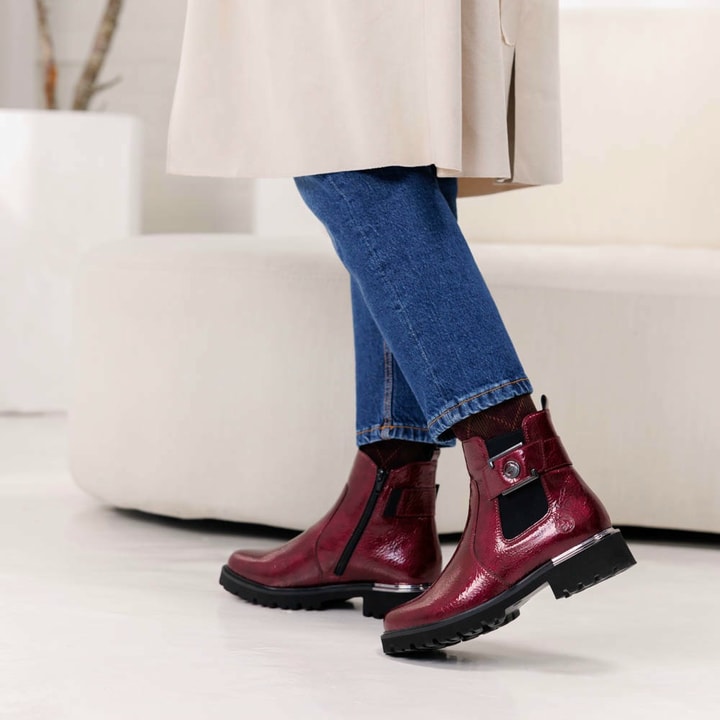 rote remonte Chelsea Boots D8684-33 getragen