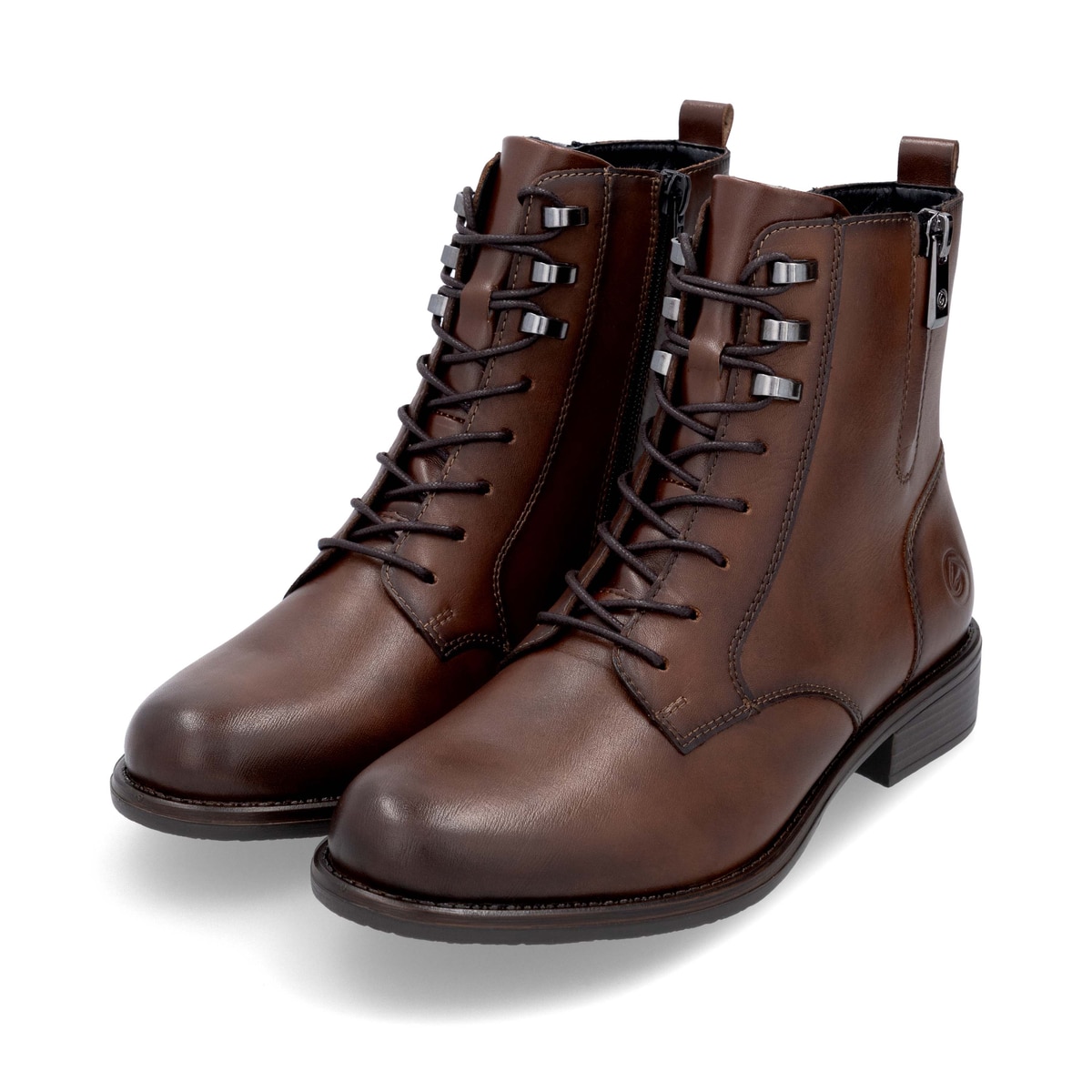 Braune remonte Damen Stiefeletten D0F82-22 mit einem Reißverschluss. Schuhpaar seitlich schräg.