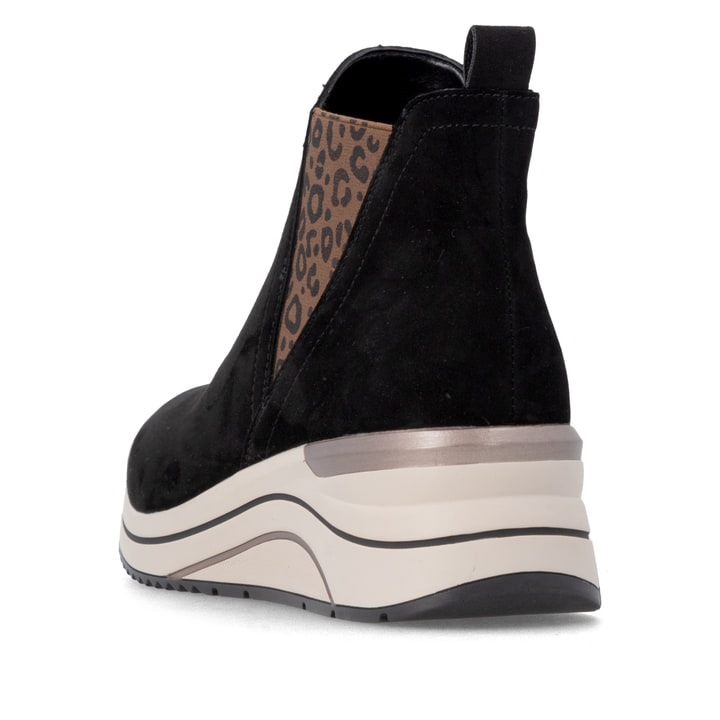 Chelsea Boots remonte noires D0T75-05 avec fermeture éclair. Chaussure vue de l'arrière.