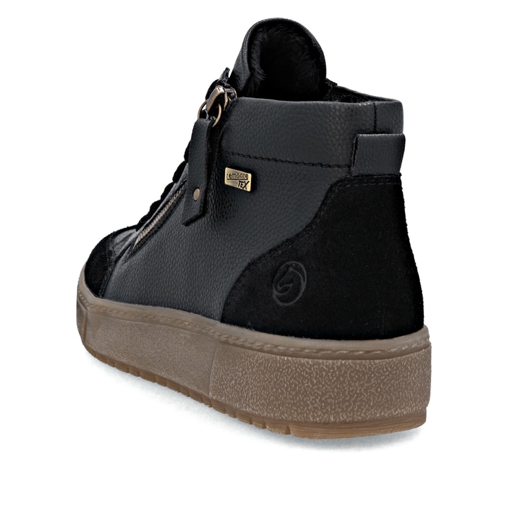 Schwarze remonte Damen Kurzstiefel D2T71-00 mit wasserabweisender TEX-Membran. Schuh von hinten.