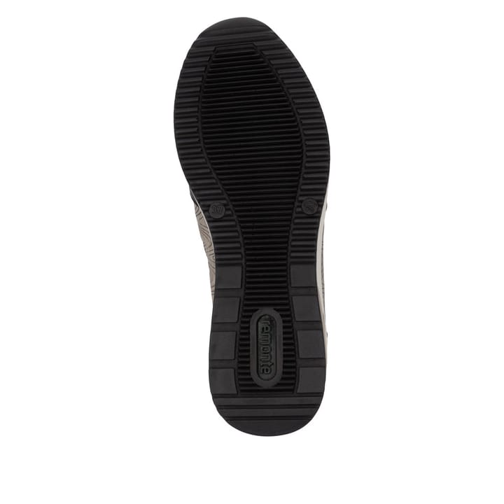 Sandales compensées remonte noires femme D2411-03 avec fermeture velcro. Semelle extérieure de la chaussure.