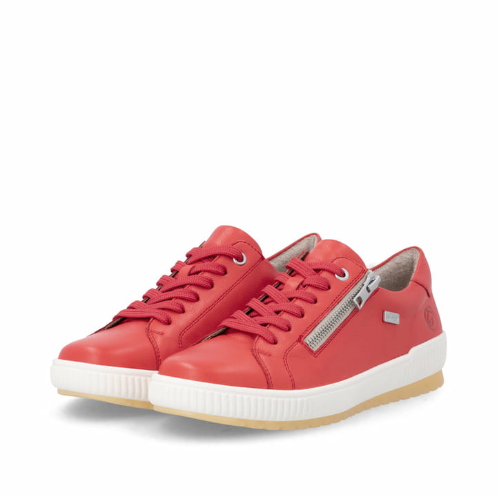 Chaussures à lacets remonte rouges pour femme D0700-33. Chaussures inclinées sur le côté.