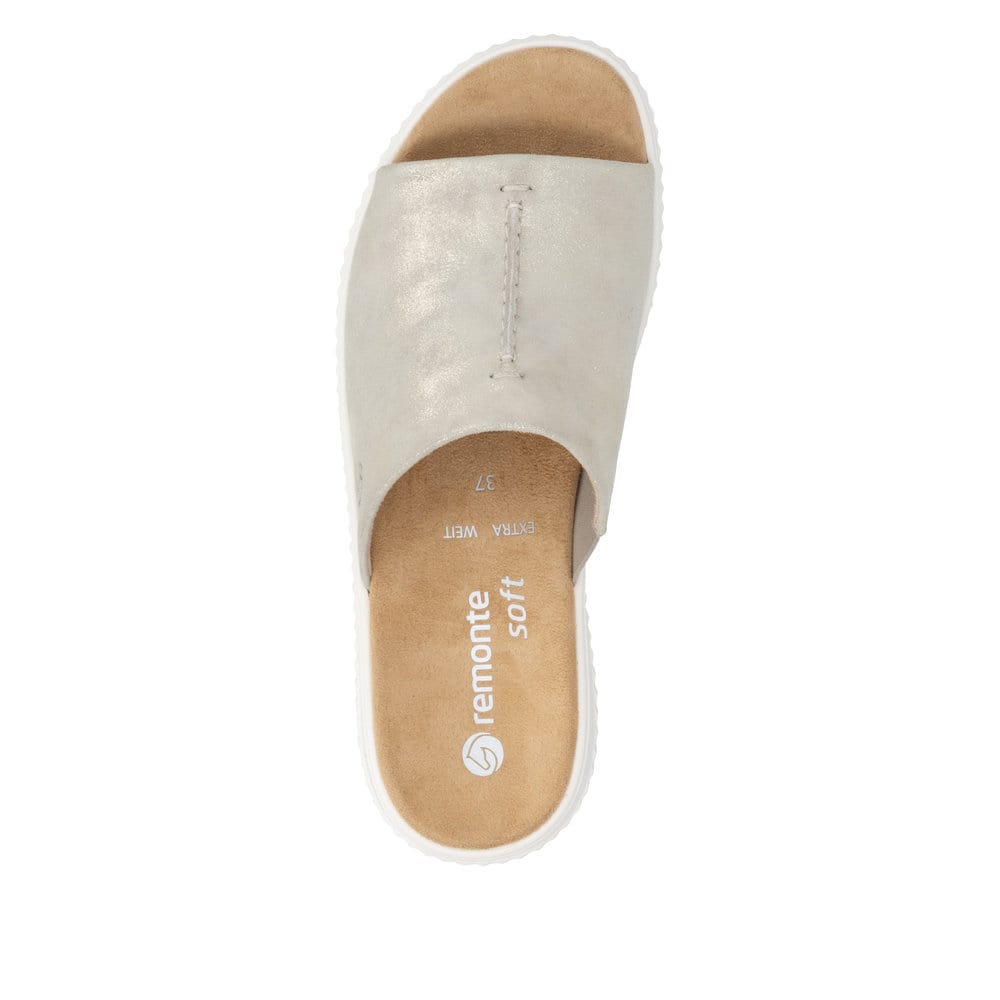 Mules remonte dorées pour femme D3L53-90 avec finition métallisée. Chaussure vue de dessus.