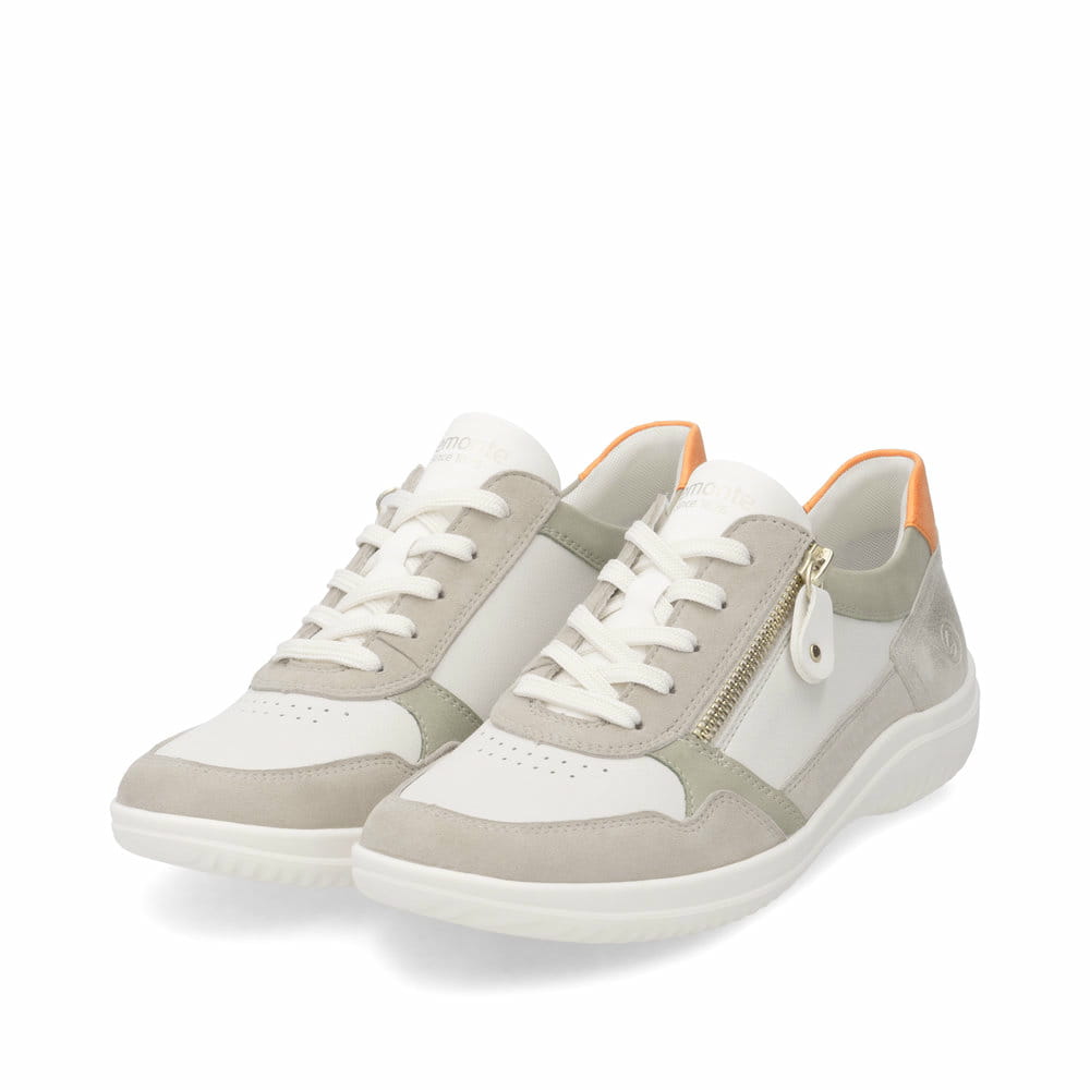 Weiße remonte Damen Schnürschuhe D1E06-80 mit einem Reißverschluss. Schuhpaar seitlich schräg.