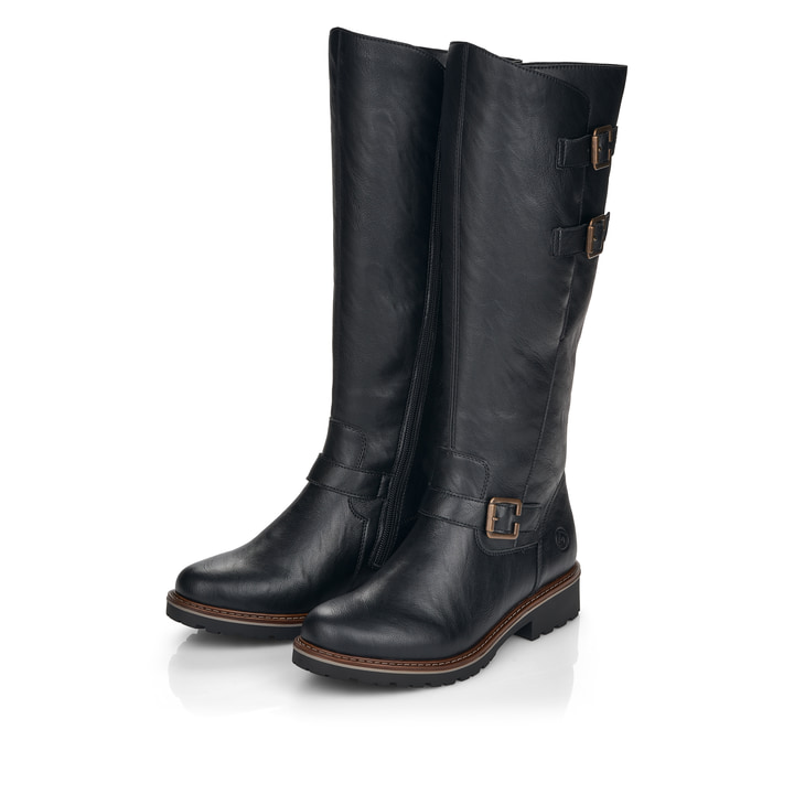 Schwarze remonte Hochschaftstiefel R6590-01 mit einem Reißverschluss. Schuhpaar seitlich schräg.