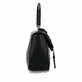 remonte Damen Handtasche Q0627-00 in Glanzschwarz aus Kunstleder mit Überschlag und Reißverschluss. Handtasche getragen.