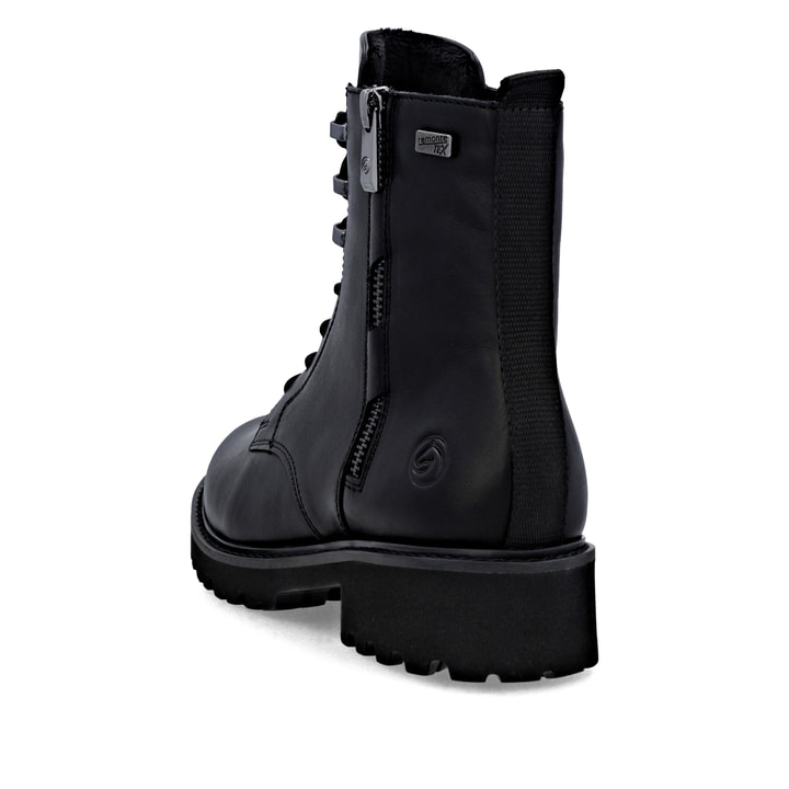 Schwarze remonte Damen Schnürstiefel D8656-00 mit wasserabweisender TEX-Membran. Schuh von hinten.