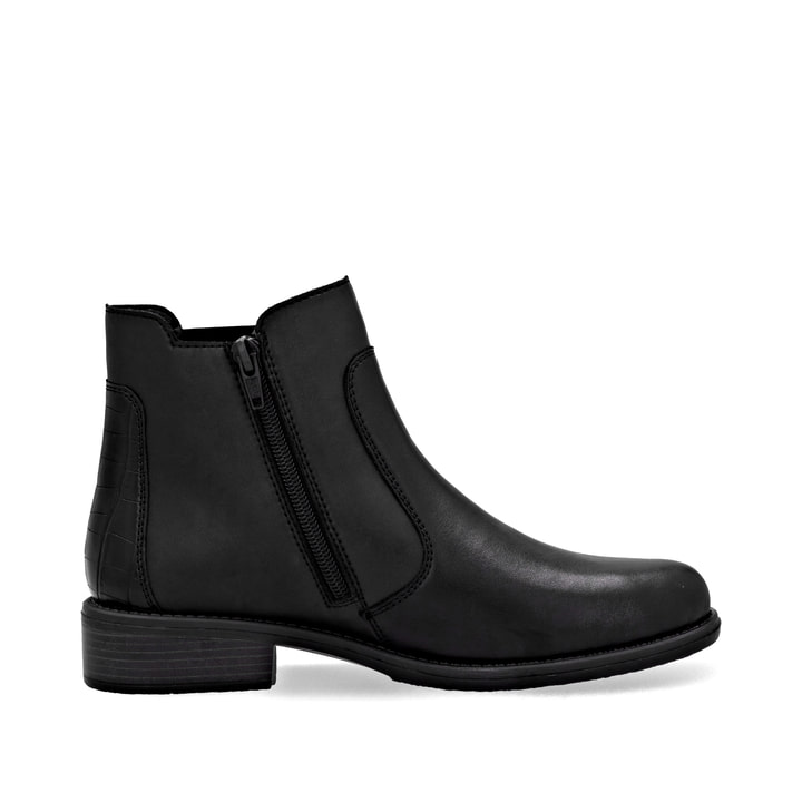 Schwarze remonte Chelsea Boots D0F70-00 mit einem Reißverschluss. Schuh von hinten.