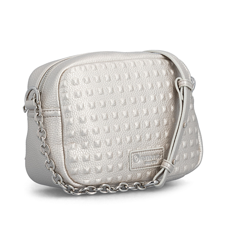 Sac à main remonte Q0667-90 gris avec détails de chaîne et fermeture éclair. Côté gauche.