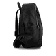 Sac à dos remonte Q0535-02 en noir avec un compartiment principal spacieux, une poche arrière anti-vol et une fermeture éclair. Côté droit.