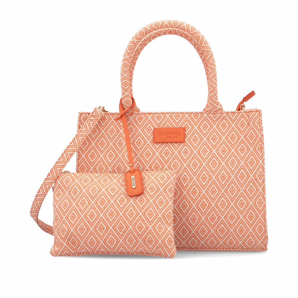remonte Shopper Q0762-38 in Orange mit Karomuster, passender kleiner Tasche, langem Riemen und Tragehenkel. Vorderseite.