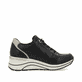 
Glanzschwarze remonte Damen Sneaker D0T03-01 mit einer leichten Sohle mit Keilabsatz. Schuh seitlich schräg