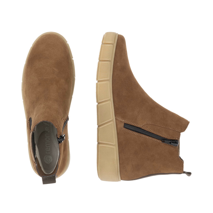Braune remonte Chelsea Boots D1T71-24 mit Reißverschluss sowie Komfortweite G. Schuh von oben, liegend.