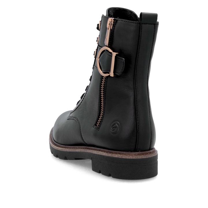 Schwarzgoldene remonte Damen Schnürstiefel D2Q72-00 mit trendiger Schnalle. Schuh von hinten.