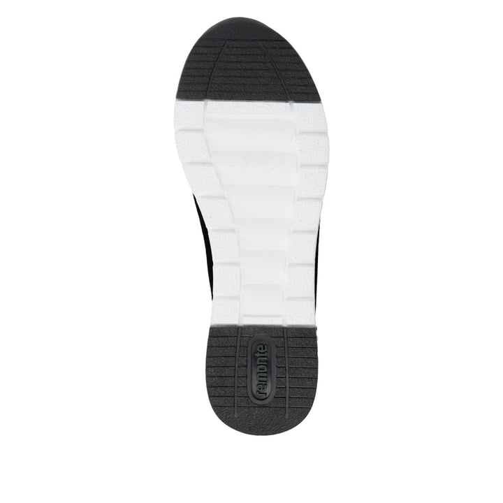 Schwarze remonte Damen Slipper R6718-03 mit Schmuckelementen sowie Gummizug. Schuh Laufsohle.