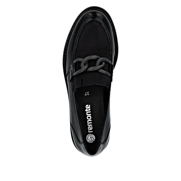 Schwarze remonte Damen Loafer D2Q01-02 mit Deko-Kette sowie einem Gummizug. Schuh von oben.