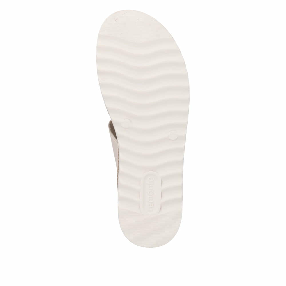Sandales compensées remonte beiges femme D0Q59-60 avec fermeture velcro. Semelle extérieure de la chaussure.