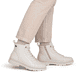 Weiße remonte Damen Schnürstiefel D2U75-80 mit wasserabweisender TEX-Membran. Schuh am Fuß.