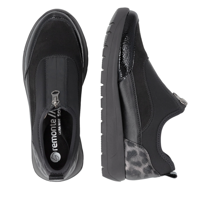 Vegane, schwarze remonte Damen Slipper D2V01-04 mit der ultraleichten lightsole+. Schuh von oben, liegend.