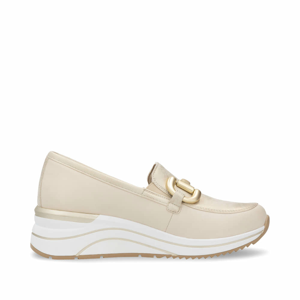 Mocassins remonte beiges pour femme D0T12-60 avec éléments décoratifs. Intérieur de la chaussure.